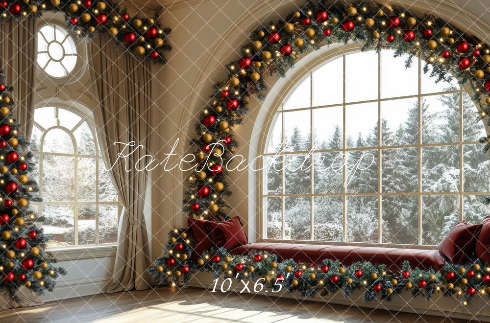 Guirnalda de Navidad Grande Ventana Arco Árboles Nevados Fondo Diseñado por Mini MakeBelieve