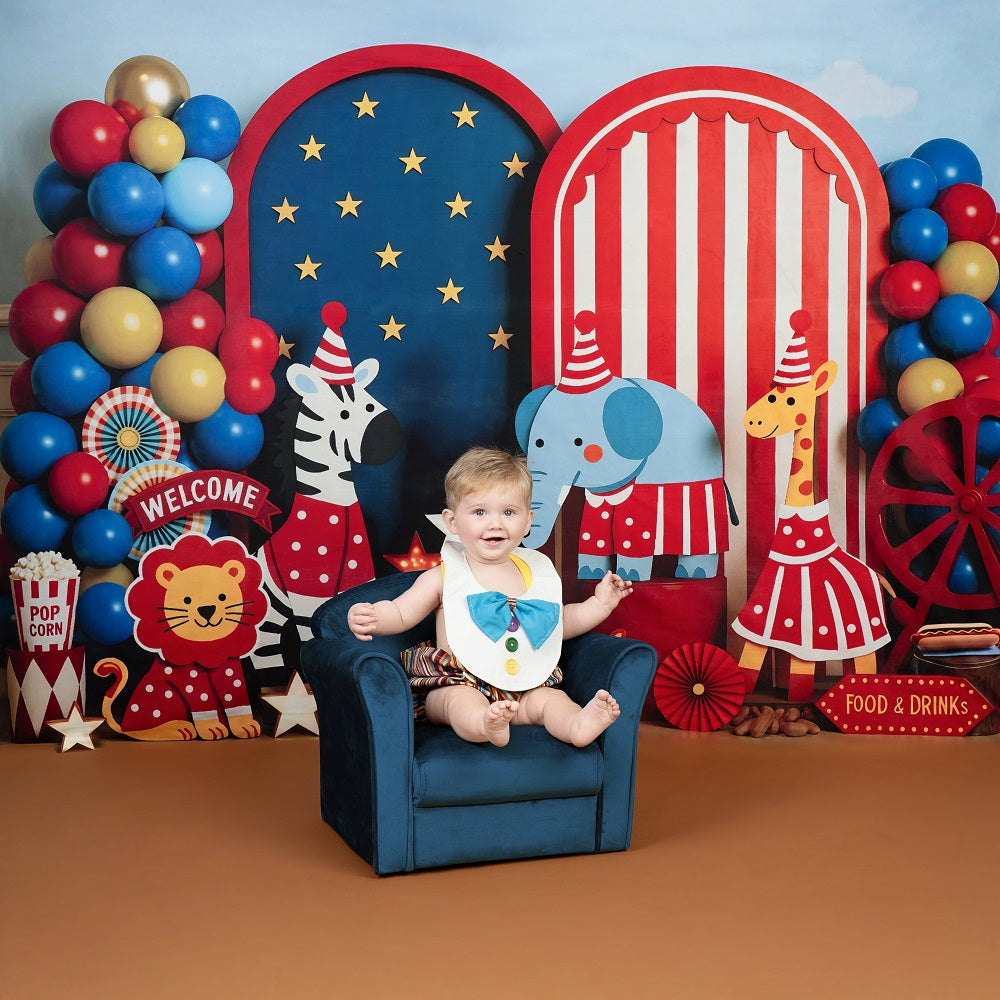 Kate Cake Smash Circus Animals Balloon Backdrop Designed by Mini MakeBelieve