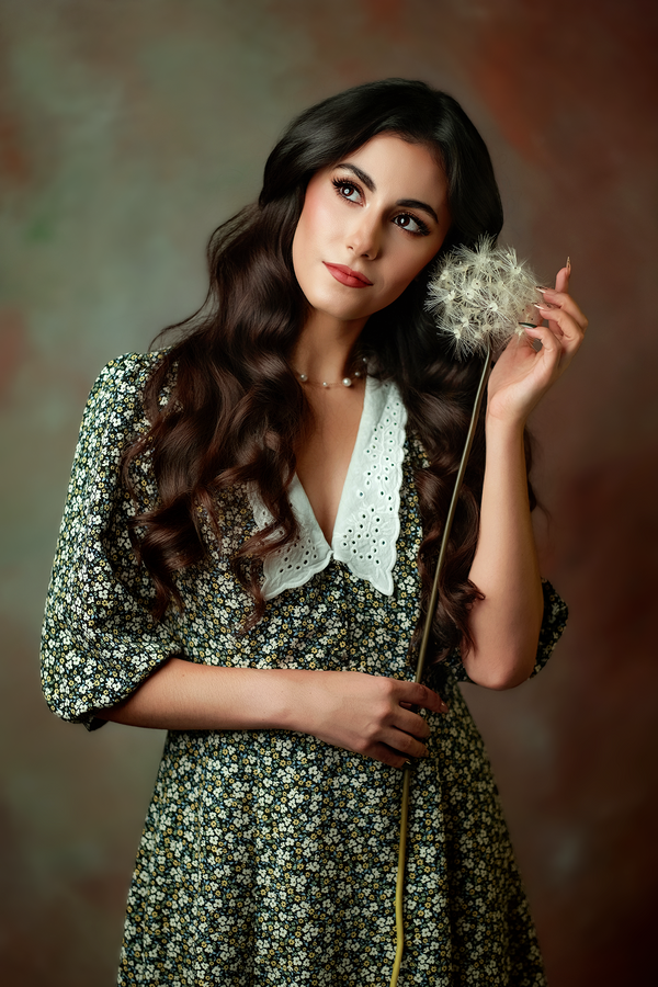 GIRL WITH A DANDELION