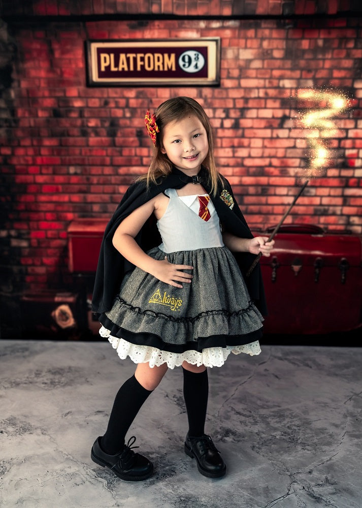 Wizard Train Station Platform Brick Foto Achtergrond Designed by Patty Roberts