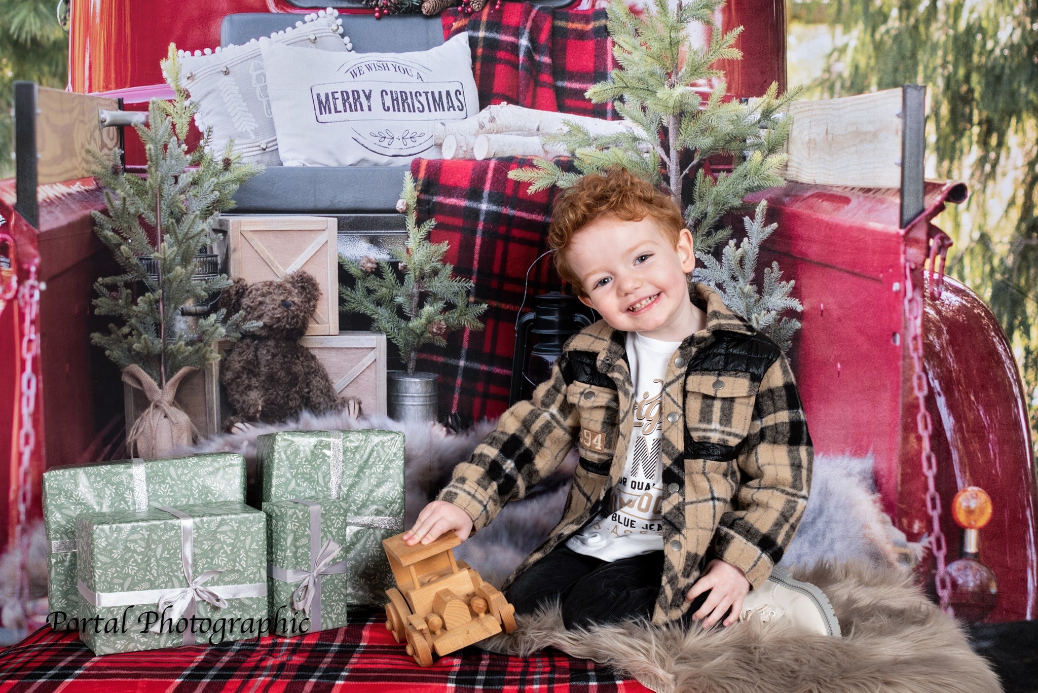 Kate Red Christmas Truck Backdrop Designed by Mandy Ringe Photography