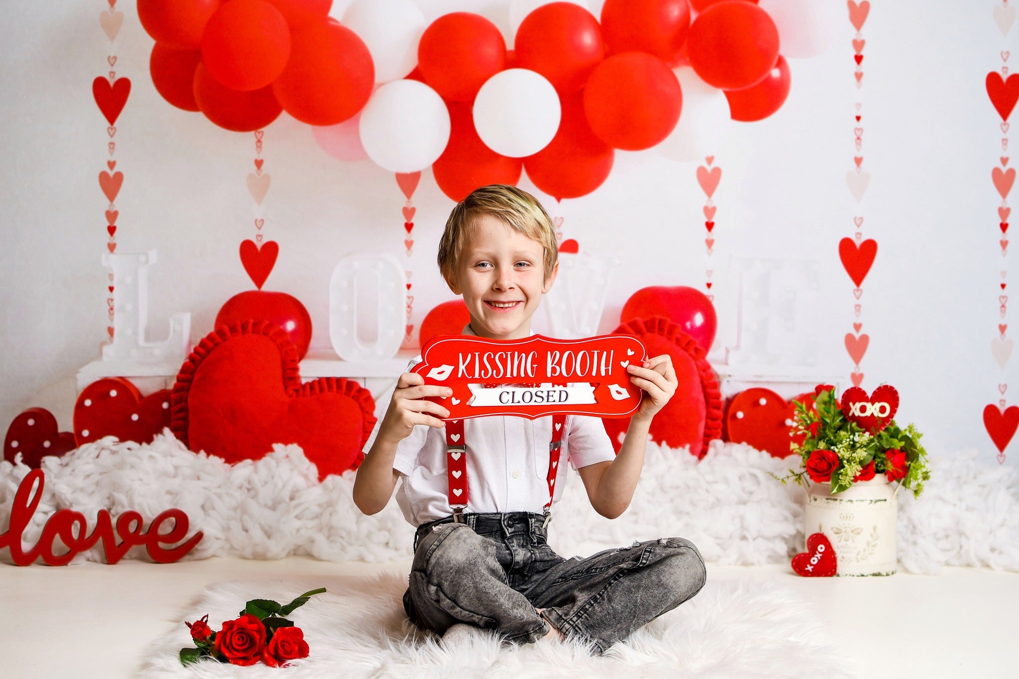 Kate Valentine's Day Backdrop Balloons Love Heart Designed by Uta Mueller Photography