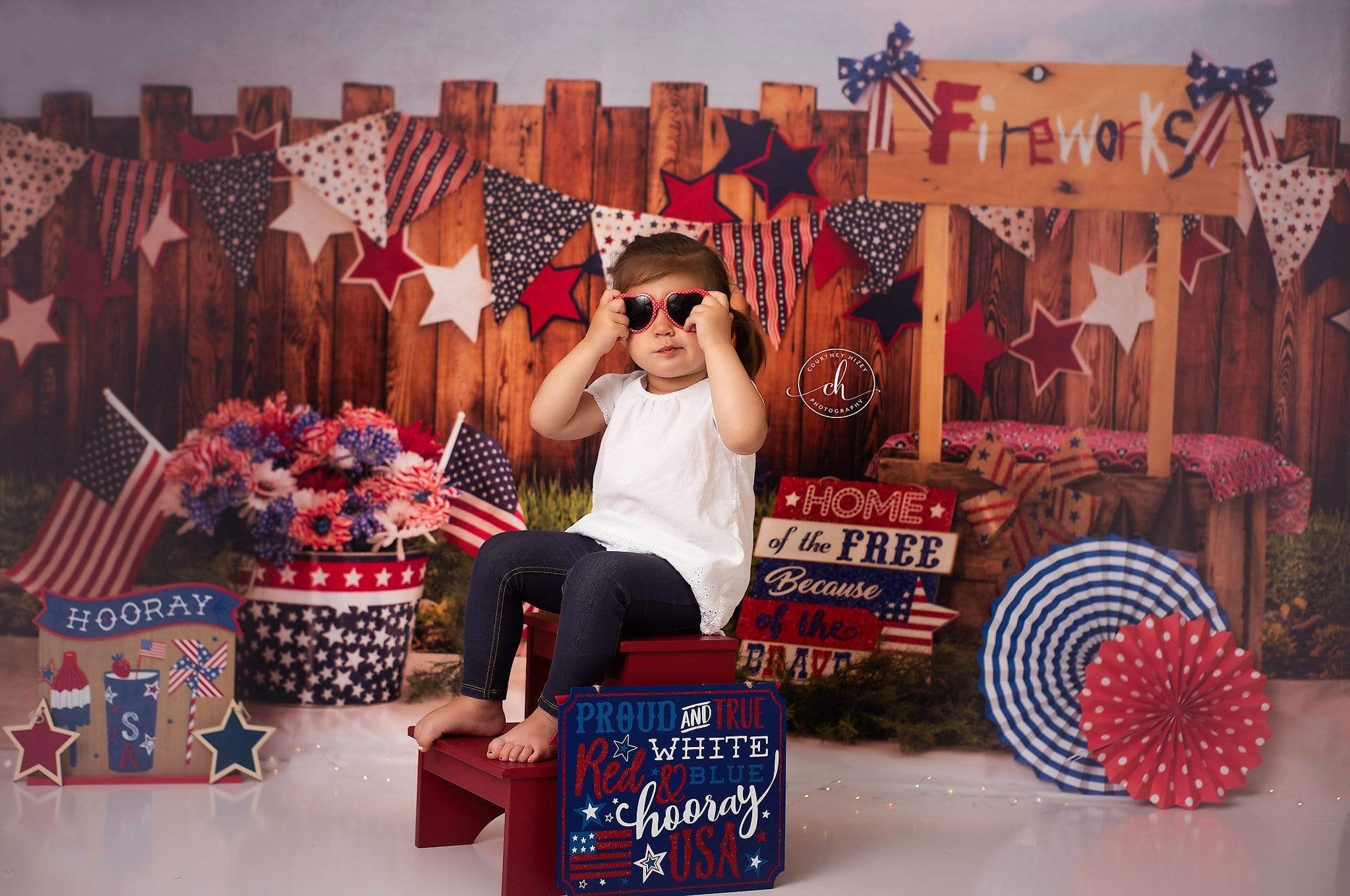 Katebackdrop閹枫垺缍朘ate American Fireworks Stand 4th of July Children Backdrop for Photography Designed by Stephanie Gabbard