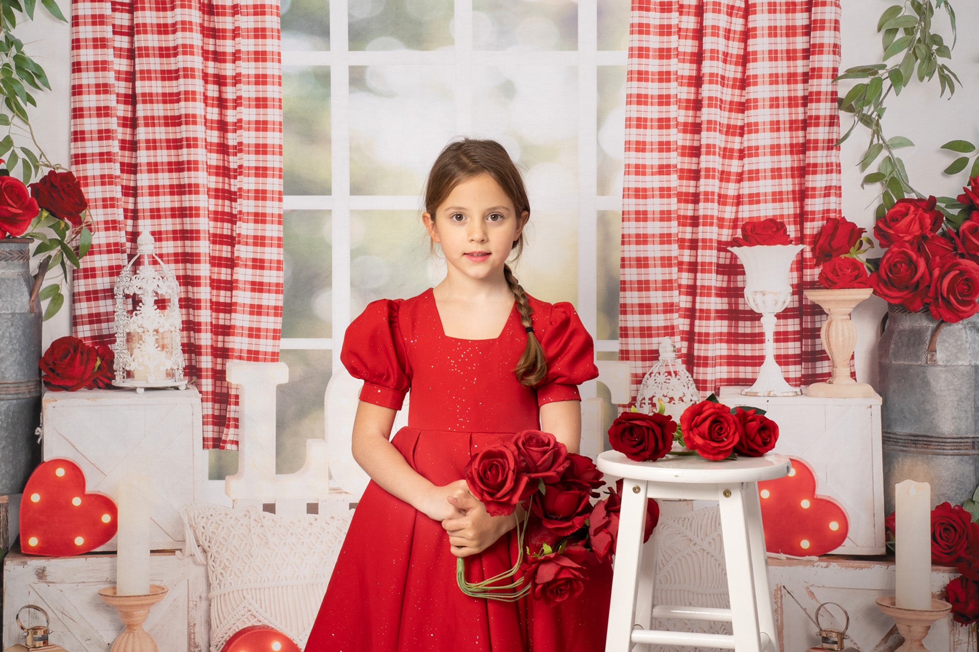 Fondo de ventana boho de rosas para el Día de San Valentín diseñado por Emetselch