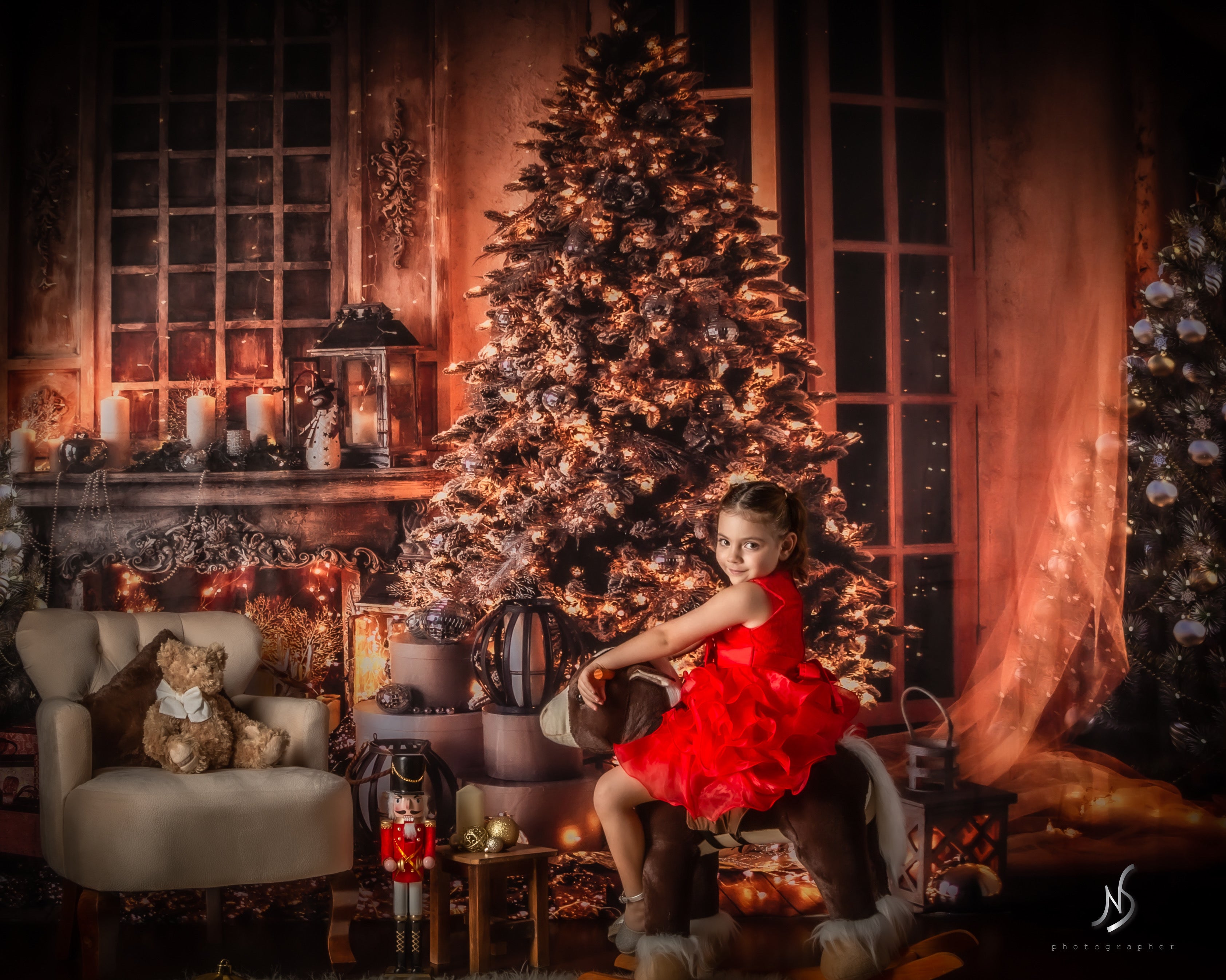 Kate Christmas Room Backdrop Tree Warm by Chain Photography