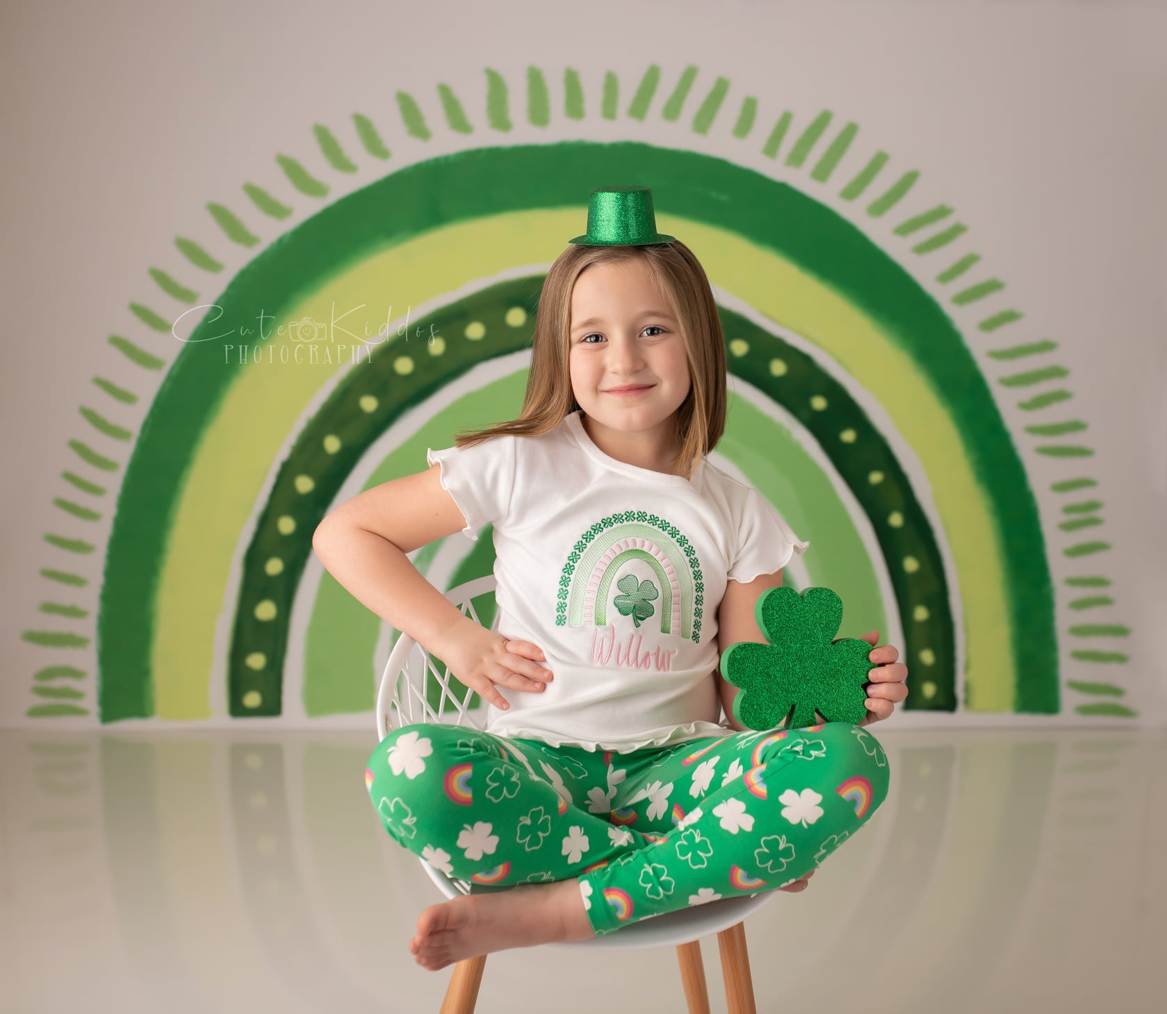Kate St.Patrick's Day Backdrop Rainbow Green Lucky Clover Designed by GQ