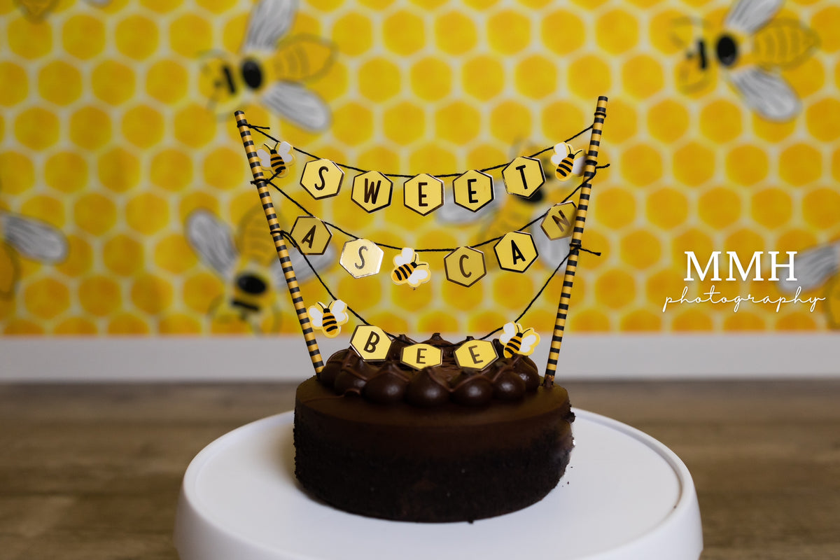 Honeycomb Bumblebee Pattern Photography Backdrop